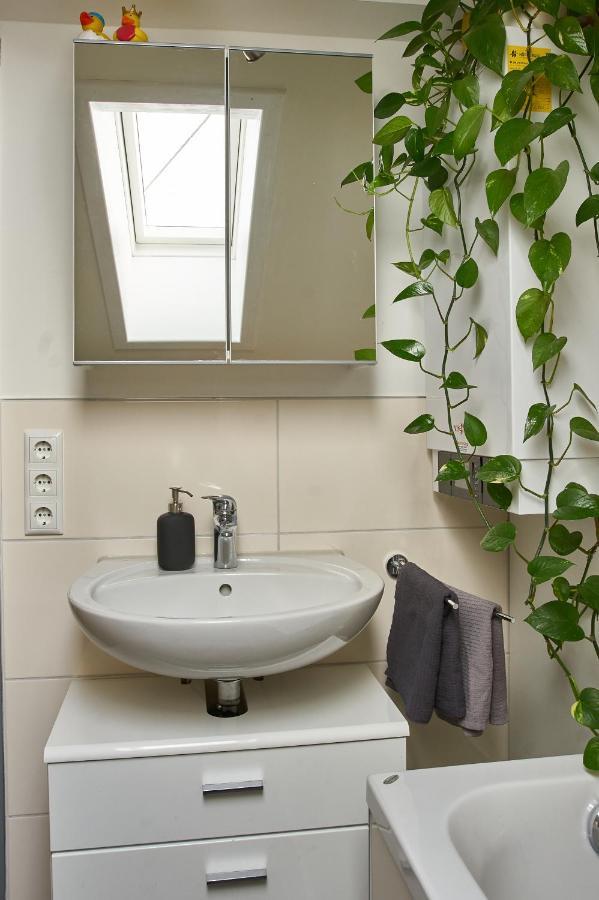 Green-Art-Living Fuer 3 Im Allgaeu Mit Queensize & Wifi Lauben  Dış mekan fotoğraf